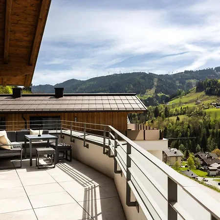 Daskoeniglich Luxury Alpine - בקתה Mühlbach am Hochkönig