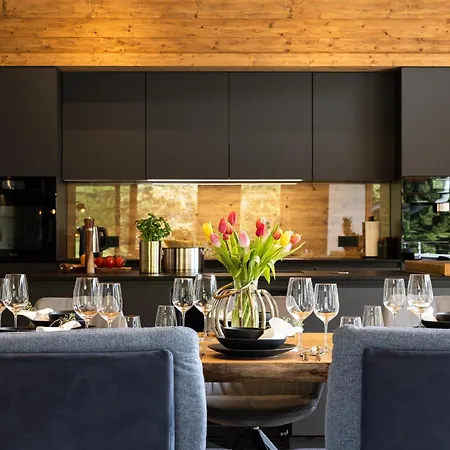 Chalet Daskoeniglich Luxury Alpine - *